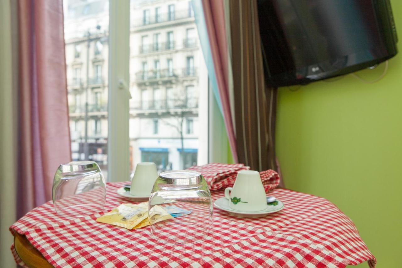 Club246 Paris Saint Martin Bed & Breakfast Luaran gambar